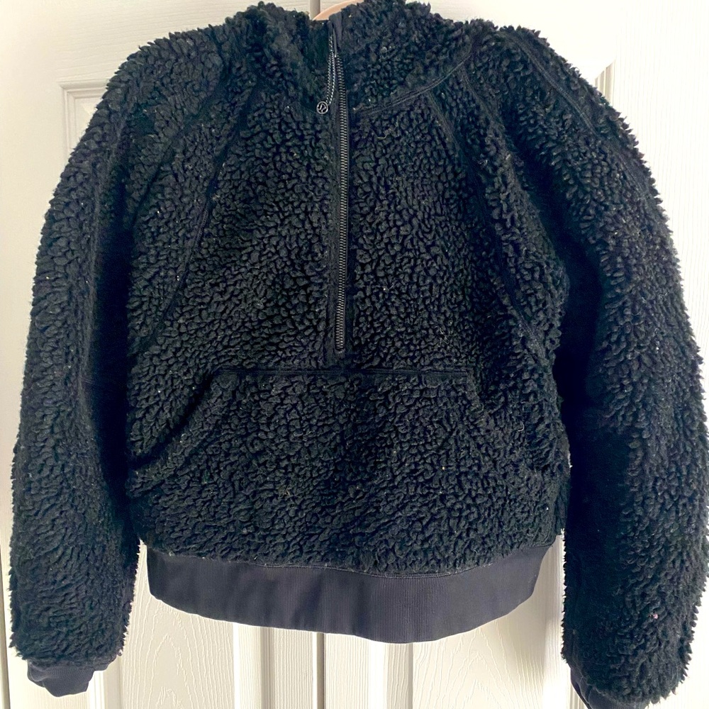 Lululemon Cropped Sherpa hoodie
